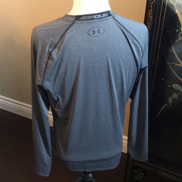 Under Armour compression shirt - Picture 2 of 7